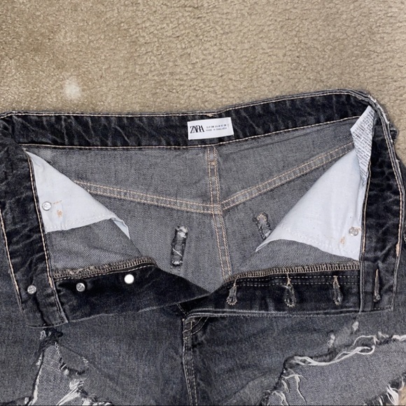 Zara Frayed High Waisted Grey Jean Shorts - Picture 5 of 9